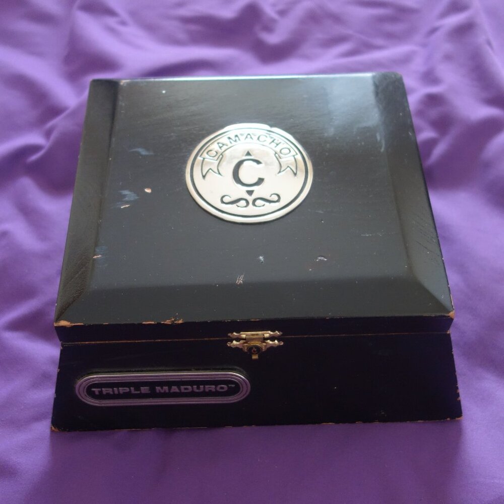 Camacho Triple Maduro Hecho a Mano En Honduras Cigar Box *Box Only-No Cigars!*